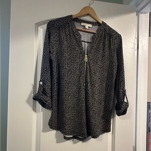 Michael Kors Women’s Black Tan Giraffe Print Zipper Shirt (M18)